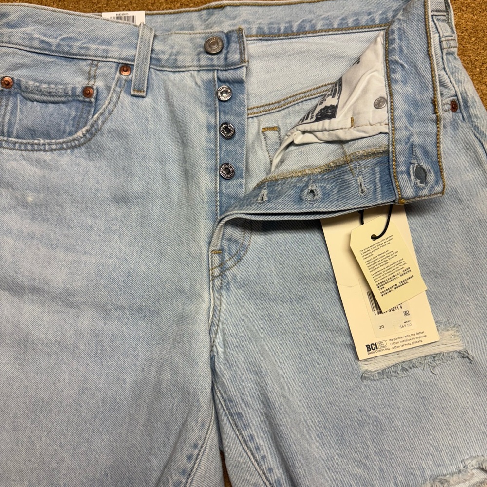 NWT Levi’s Premium 501 Women’s Mom’s Shorts 30 Button Fly 90s style High Rise F - Picture 5 of 14